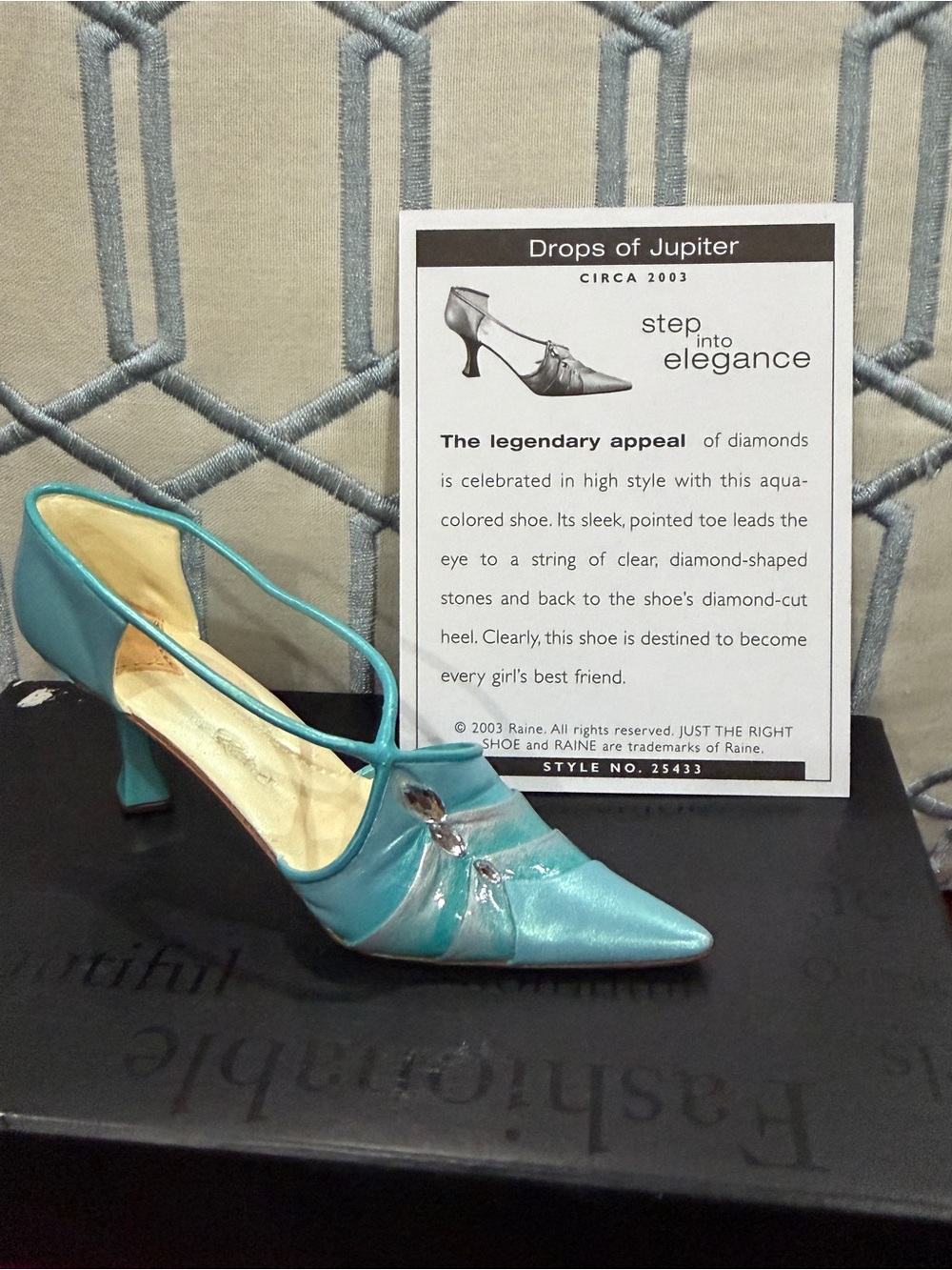 Just the Right Shoe “Drops of Jupiter” #25433" (2003) Collectible Shoe